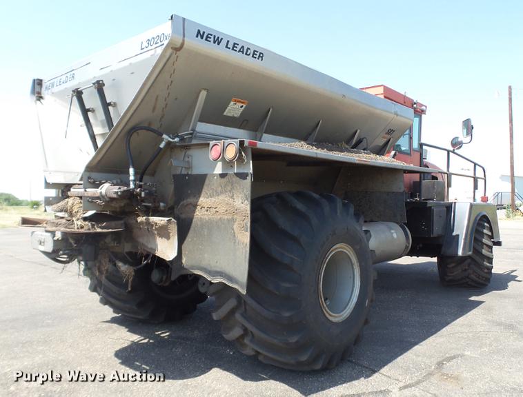 image for item DD1175 Case Tyler 4320 dry spreader applicator