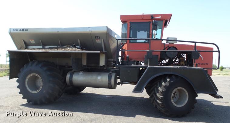 image for item DD1175 Case Tyler 4320 dry spreader applicator