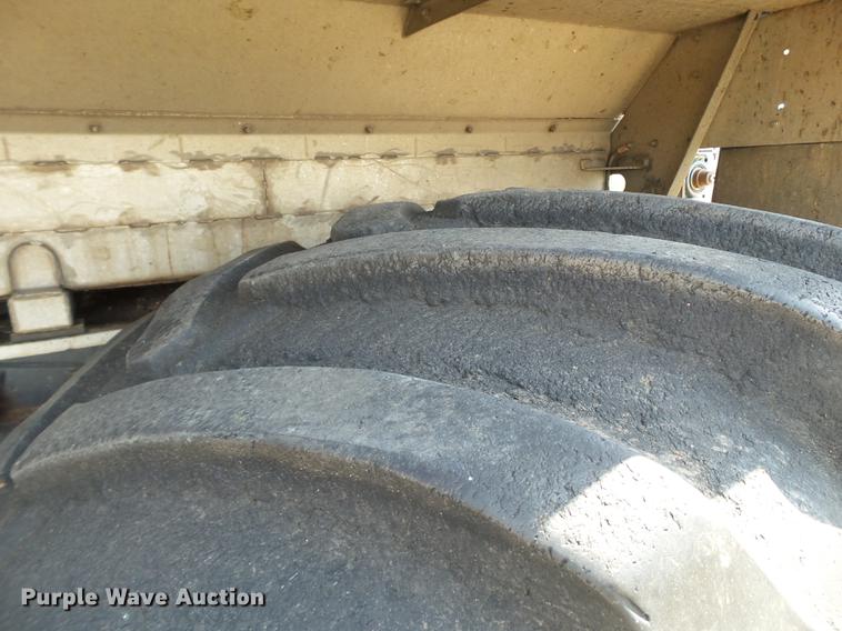 image for item DD1175 Case Tyler 4320 dry spreader applicator