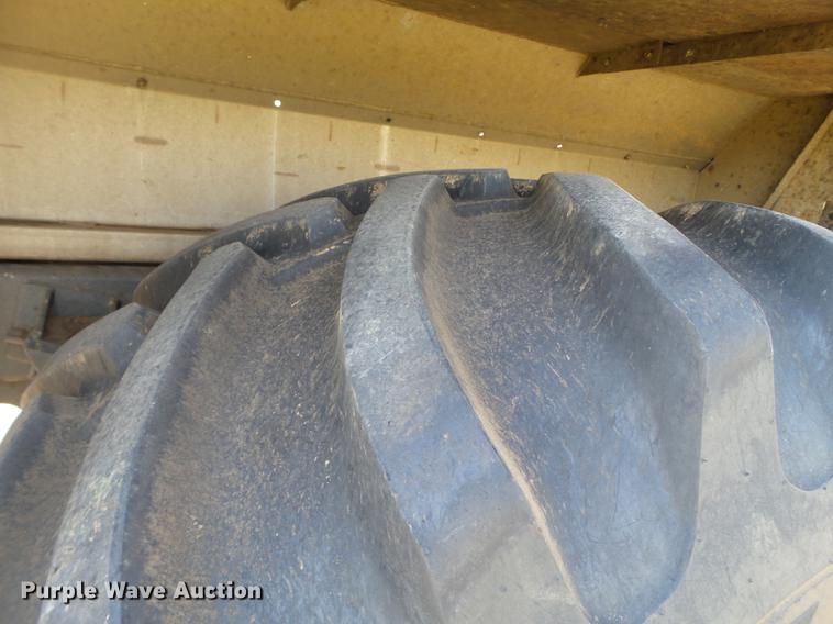 image for item DD1175 Case Tyler 4320 dry spreader applicator