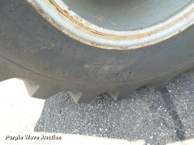 image for item DD1175 Case Tyler 4320 dry spreader applicator