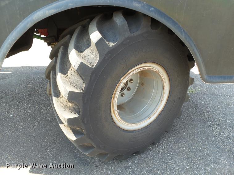 image for item DD1175 Case Tyler 4320 dry spreader applicator