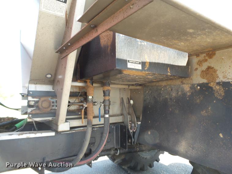 image for item DD1175 Case Tyler 4320 dry spreader applicator