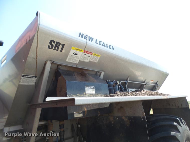 image for item DD1175 Case Tyler 4320 dry spreader applicator