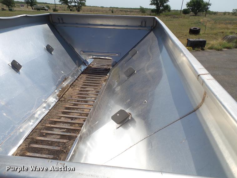 image for item DD1175 Case Tyler 4320 dry spreader applicator