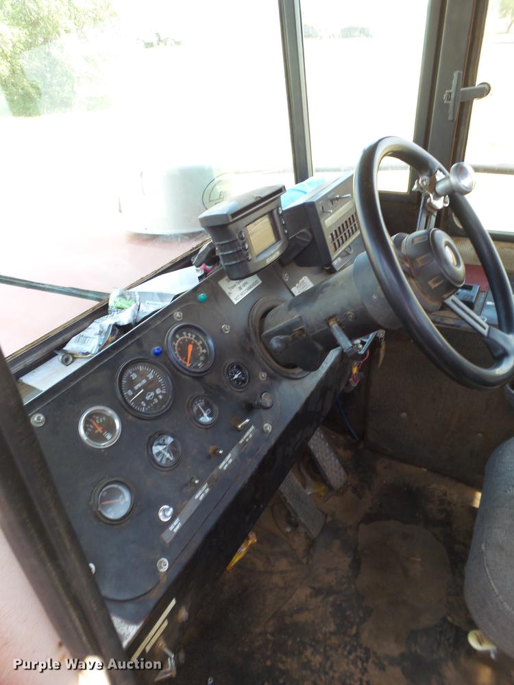 image for item DD1175 Case Tyler 4320 dry spreader applicator