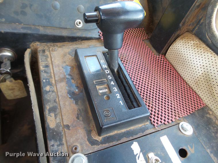 image for item DD1175 Case Tyler 4320 dry spreader applicator