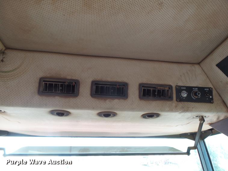 image for item DD1175 Case Tyler 4320 dry spreader applicator