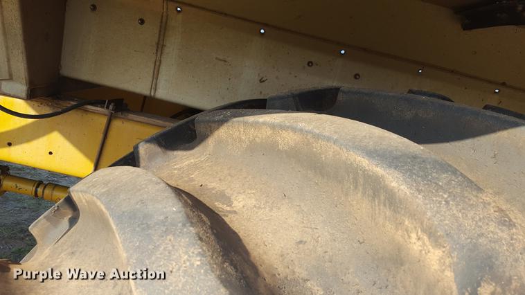 image for item DD1176 1999 Ag-Chem TerraGator 8104 dry spreader applicator