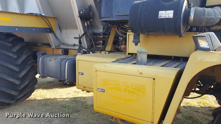 image for item DD1176 1999 Ag-Chem TerraGator 8104 dry spreader applicator