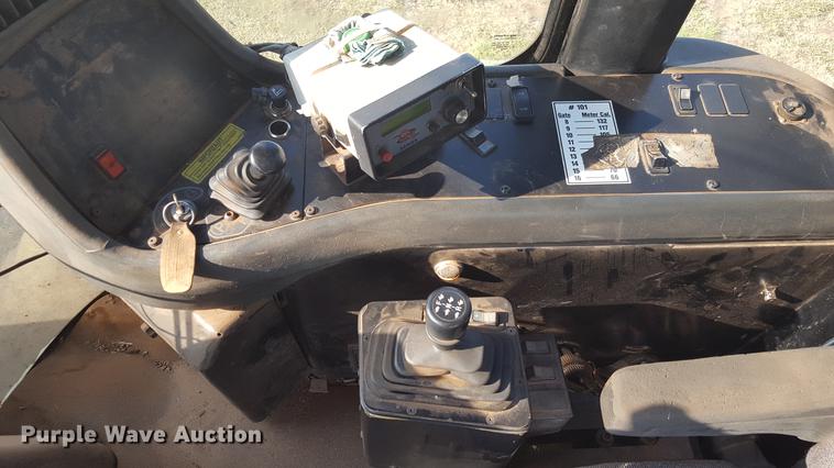 image for item DD1176 1999 Ag-Chem TerraGator 8104 dry spreader applicator