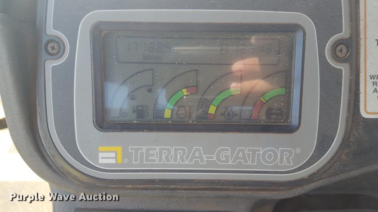 image for item DD1176 1999 Ag-Chem TerraGator 8104 dry spreader applicator