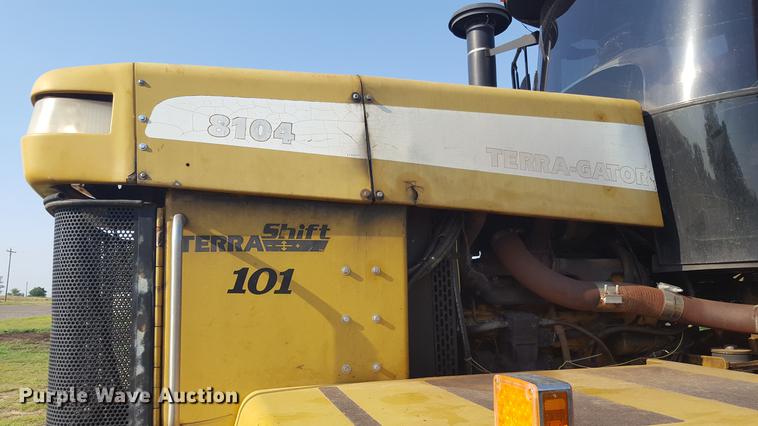 image for item DD1176 1999 Ag-Chem TerraGator 8104 dry spreader applicator