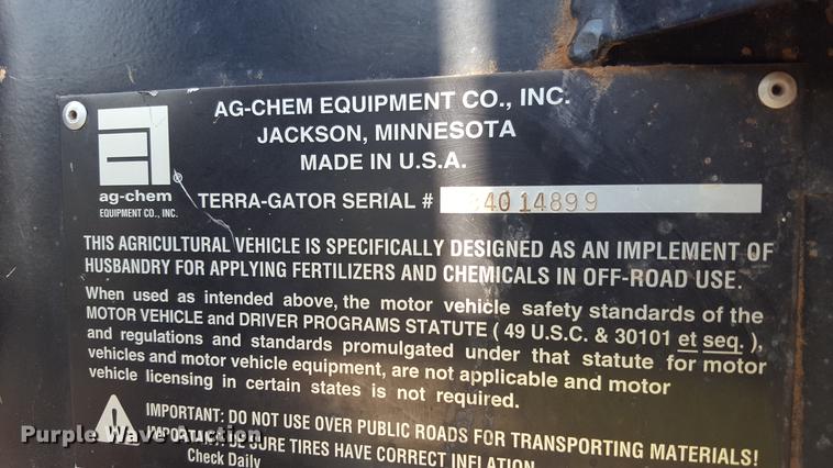 image for item DD1176 1999 Ag-Chem TerraGator 8104 dry spreader applicator