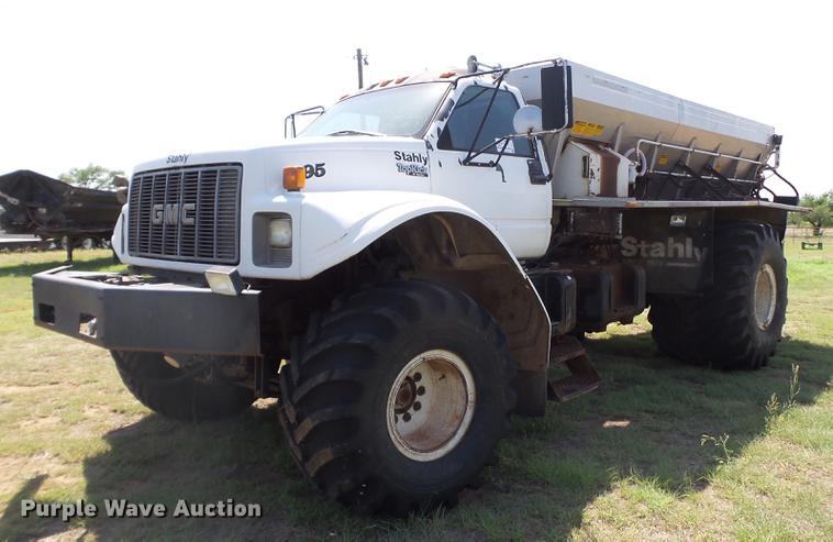 image for item DD1177 1995 GMC TopKick C6500 Stahly applicator truck