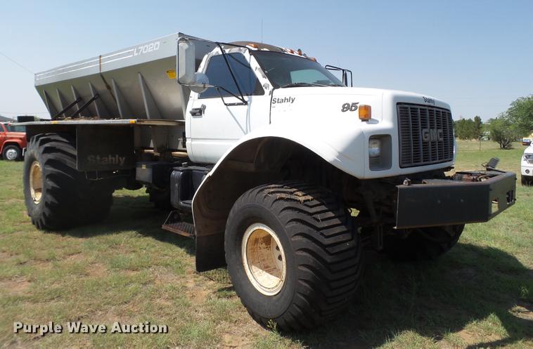 image for item DD1177 1995 GMC TopKick C6500 Stahly applicator truck