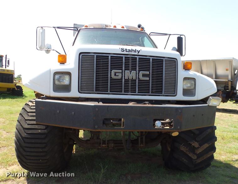 image for item DD1177 1995 GMC TopKick C6500 Stahly applicator truck