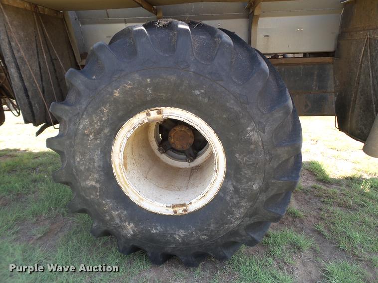 image for item DD1177 1995 GMC TopKick C6500 Stahly applicator truck