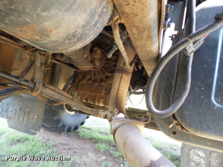 image for item DD1177 1995 GMC TopKick C6500 Stahly applicator truck