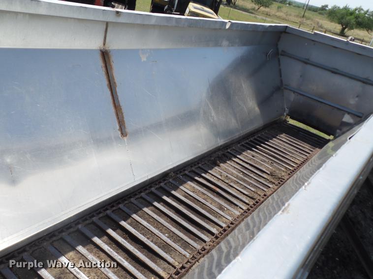 image for item DD1177 1995 GMC TopKick C6500 Stahly applicator truck