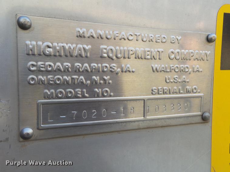 image for item DD1177 1995 GMC TopKick C6500 Stahly applicator truck