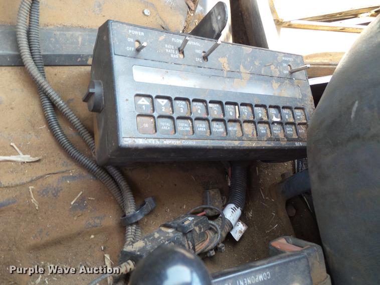 image for item DD1177 1995 GMC TopKick C6500 Stahly applicator truck