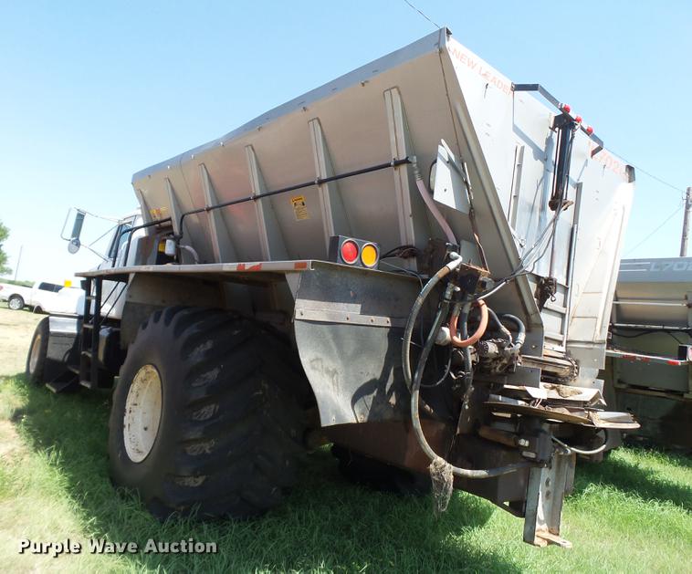 image for item DD1178 1998 International 2554 Stahly applicator truck