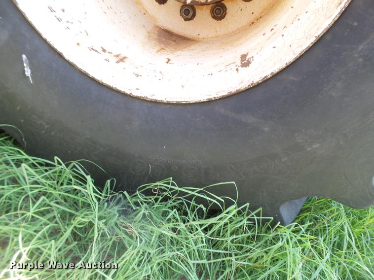 image for item DD1178 1998 International 2554 Stahly applicator truck