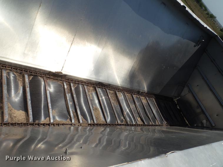 image for item DD1178 1998 International 2554 Stahly applicator truck