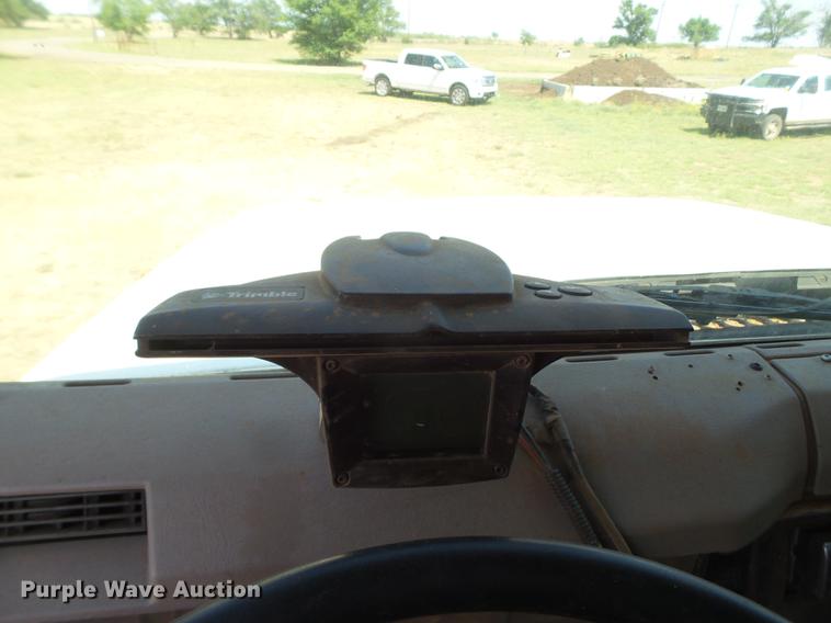 image for item DD1178 1998 International 2554 Stahly applicator truck