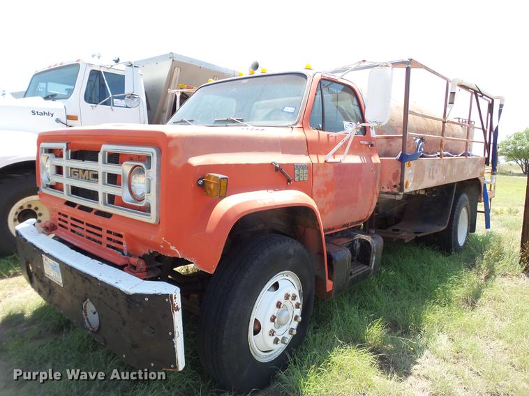 image for item DD1179 1977 GMC C65 tank truck