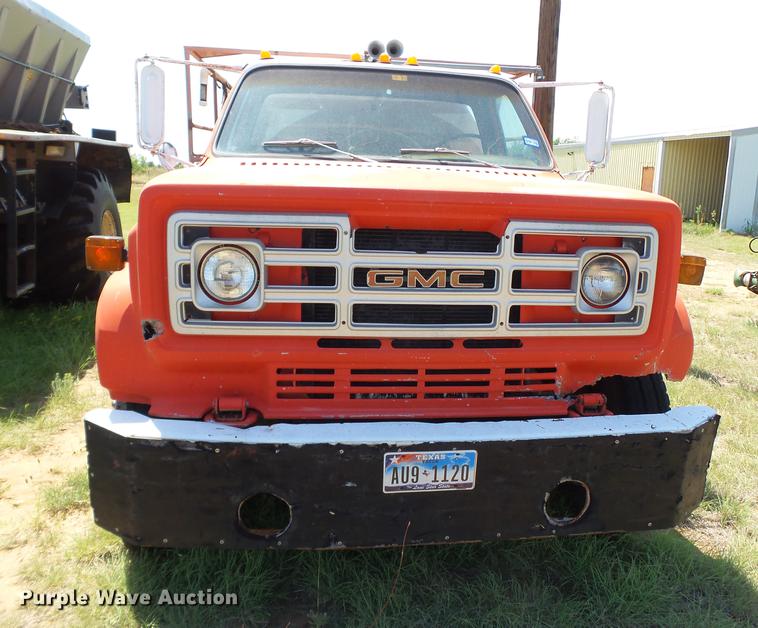 image for item DD1179 1977 GMC C65 tank truck