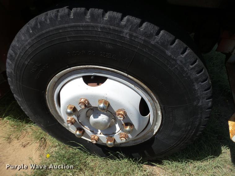 image for item DD1179 1977 GMC C65 tank truck