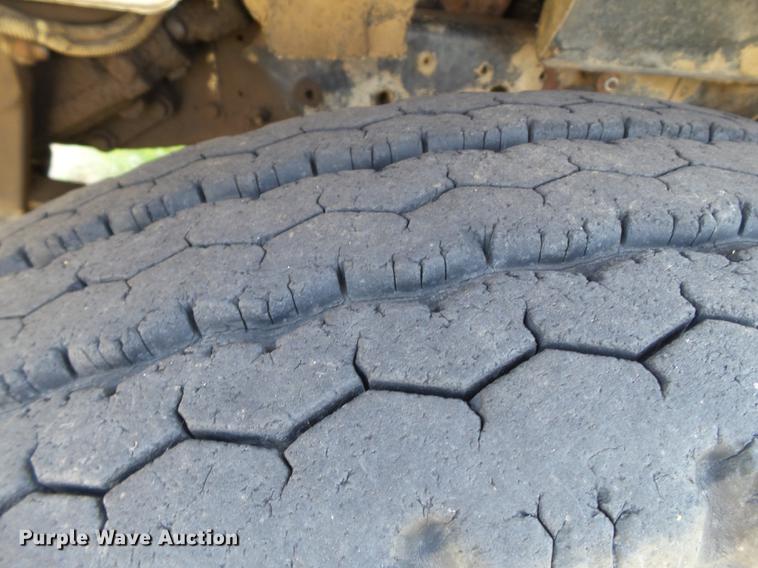 image for item DD1179 1977 GMC C65 tank truck