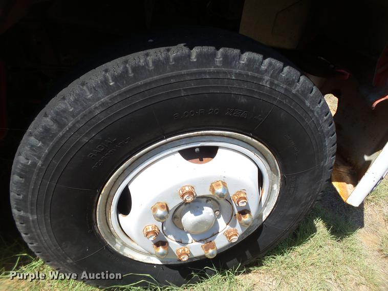 image for item DD1179 1977 GMC C65 tank truck