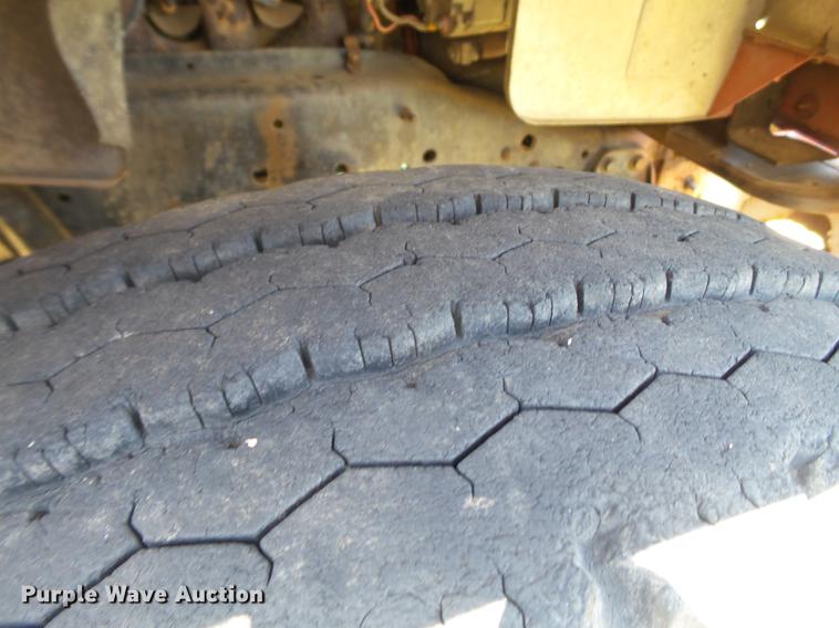 image for item DD1179 1977 GMC C65 tank truck