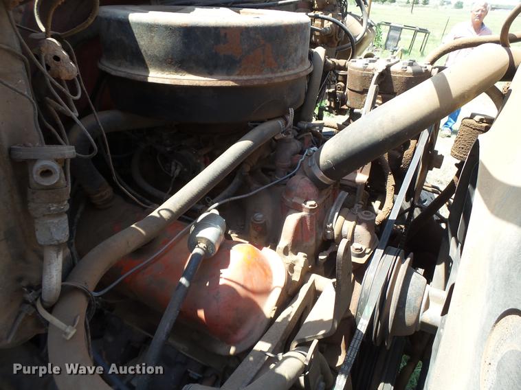 image for item DD1179 1977 GMC C65 tank truck