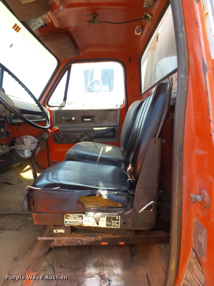 image for item DD1179 1977 GMC C65 tank truck