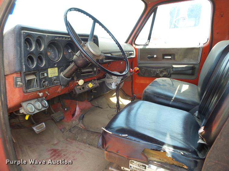 image for item DD1179 1977 GMC C65 tank truck