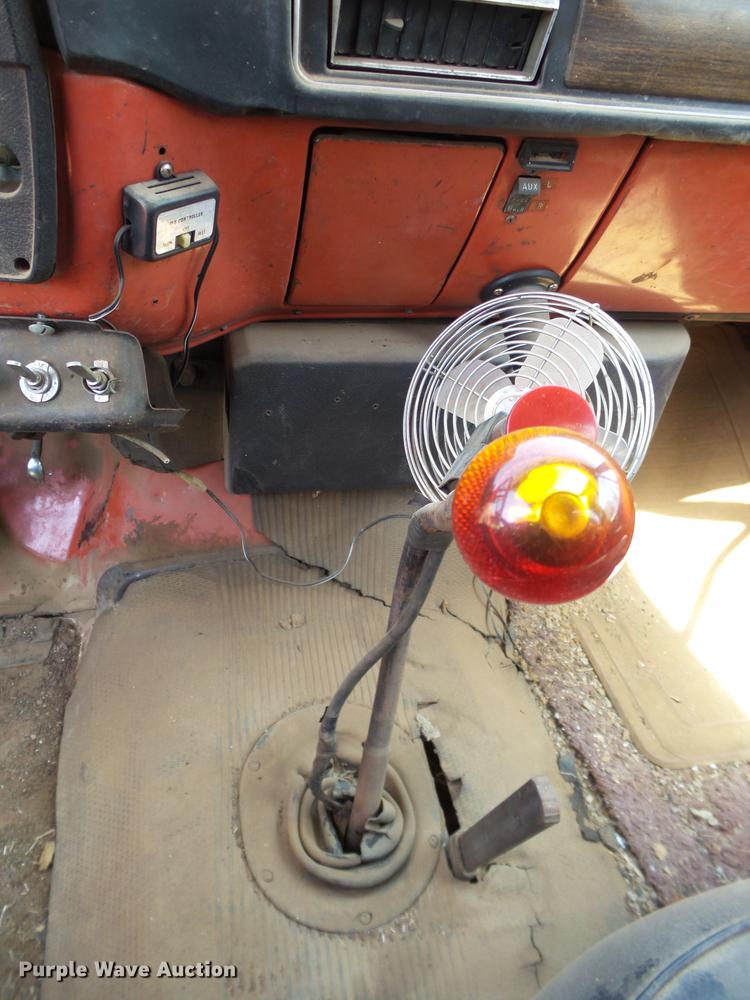 image for item DD1179 1977 GMC C65 tank truck