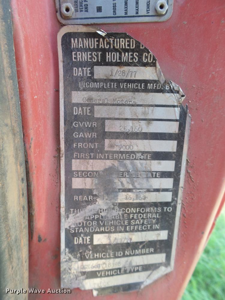 image for item DD1179 1977 GMC C65 tank truck