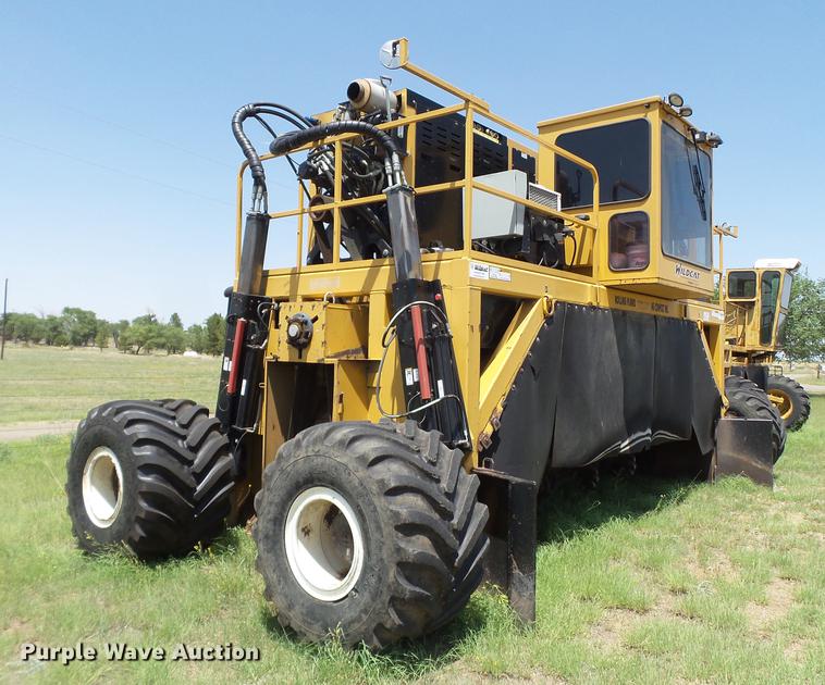 image for item DD1180 2010 Vermeer Wildcat SPB718 compost turner