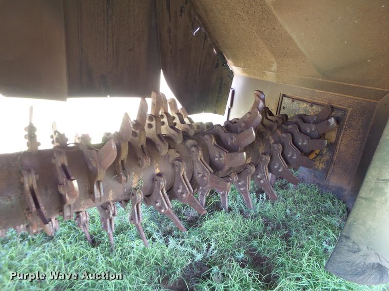 image for item DD1180 2010 Vermeer Wildcat SPB718 compost turner