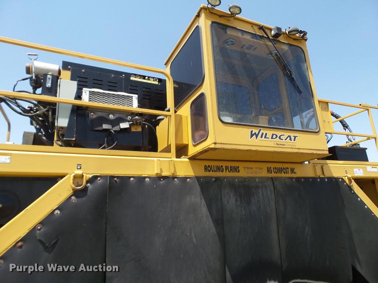 image for item DD1180 2010 Vermeer Wildcat SPB718 compost turner