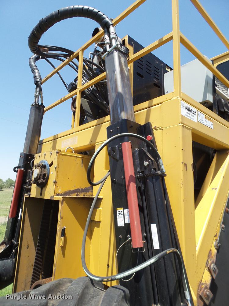 image for item DD1180 2010 Vermeer Wildcat SPB718 compost turner