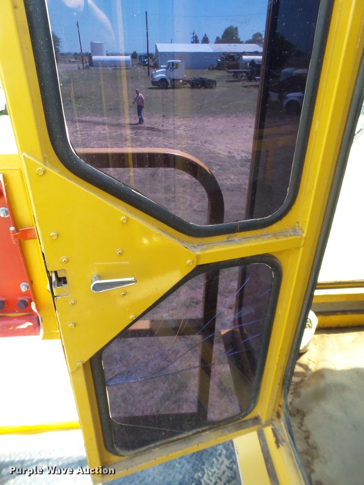 image for item DD1180 2010 Vermeer Wildcat SPB718 compost turner