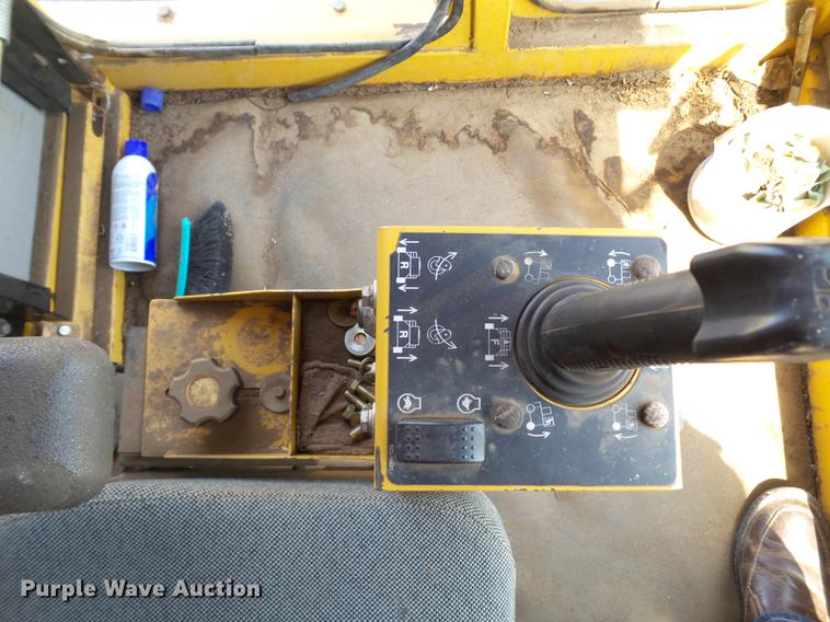 image for item DD1180 2010 Vermeer Wildcat SPB718 compost turner