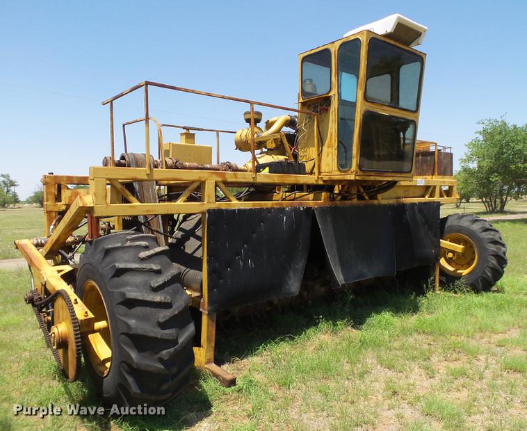 image for item DD1181 1982 Scarab compost turner