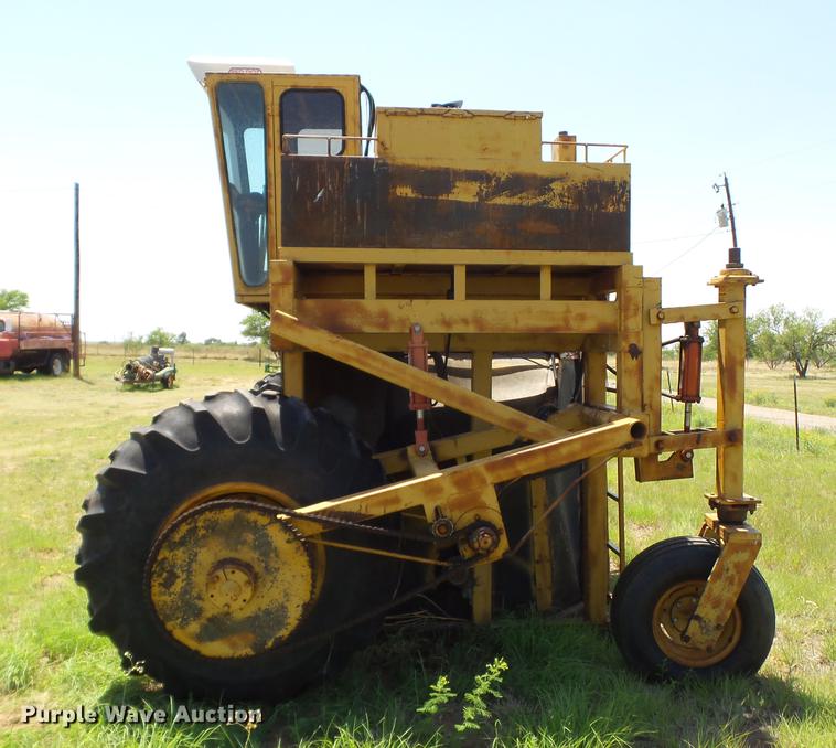 image for item DD1181 1982 Scarab compost turner