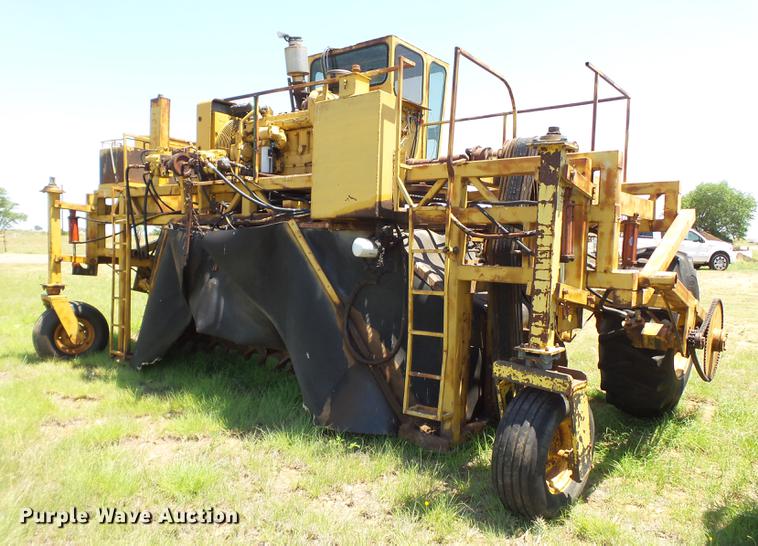 image for item DD1181 1982 Scarab compost turner